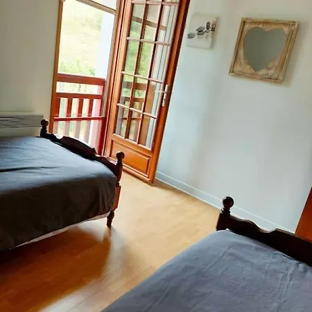 Дом отдыха Maison Chaleureuse Entre Et Montagne